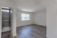 Lankershim Apartments in North Hollywood, CA - Building Photo - Interior Photo