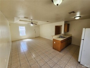 11 French Ave in Edinburg, TX - Building Photo - Building Photo