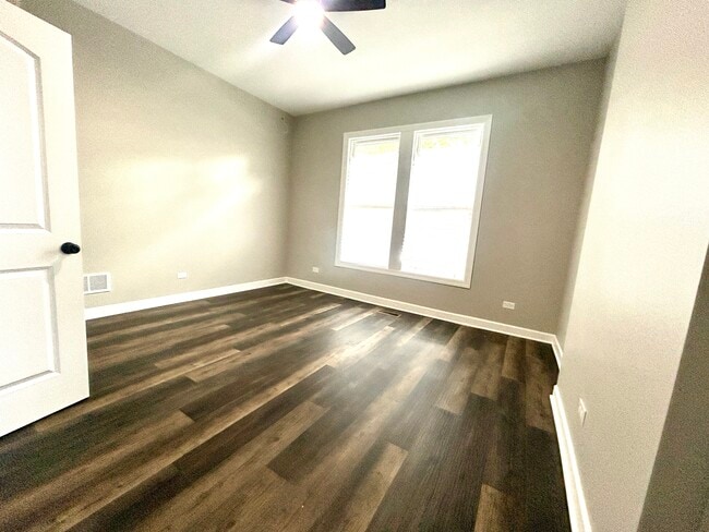 6712 S. Parnell Ave, Unit 1 in Chicago, IL - Building Photo - Building Photo