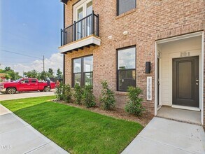 1259 Shaw View Aly, Unit 101 in Raleigh, NC - Building Photo - Building Photo