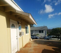 99 Kaulainahee Pl in Aiea, HI - Building Photo - Building Photo