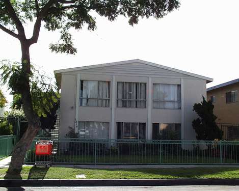 1214 E Borchard Ave in Santa Ana, CA - Building Photo - Building Photo