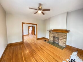 152 W Pacemont Rd in Columbus, OH - Building Photo - Building Photo