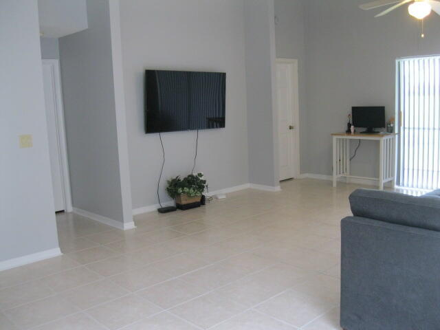 816 NW Greenwich Ct in Port St. Lucie, FL - Building Photo - Building Photo