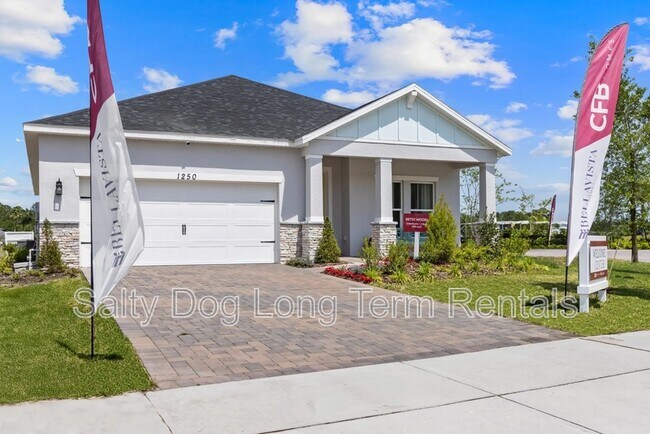 1250 Champions Dr in Daytona Beach, FL - Building Photo - Building Photo