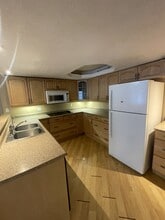 14 Hearthbridge St in Kitchener, ON - Building Photo - Building Photo