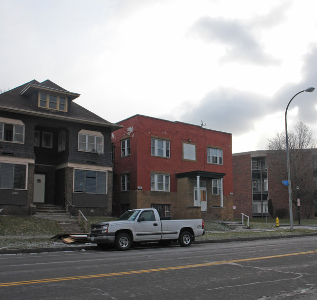 1024 Dewey Ave in Rochester, NY - Foto de edificio - Building Photo