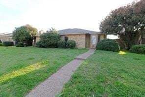 11914 Garden Terrace Dr in Dallas, TX - Building Photo