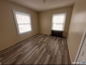 26-28-28 Lenox St in Hartford, CT - Building Photo - Building Photo