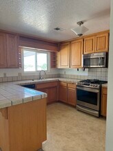 5603 W Avenue M2 in Lancaster, CA - Building Photo - Building Photo