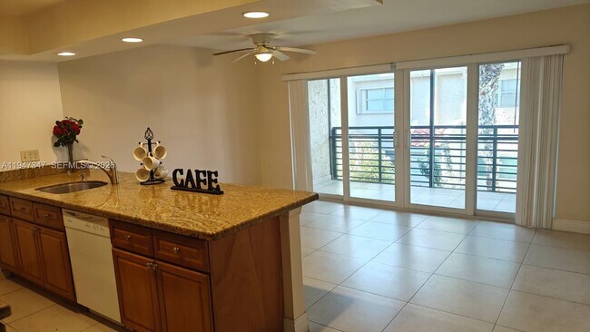 5214 NE 6th Ave in Oakland Park, FL - Building Photo - Building Photo