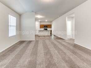 11452 SW 12th St in Yukon, OK - Building Photo - Building Photo