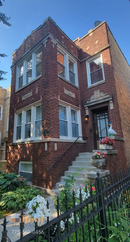 4924 N Talman Ave, Unit 2