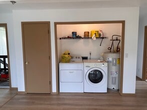 895 Linda Ct in Homer, AK - Building Photo - Building Photo