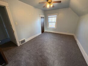 325-327 3rd St NE in Watertown, SD - Building Photo - Building Photo