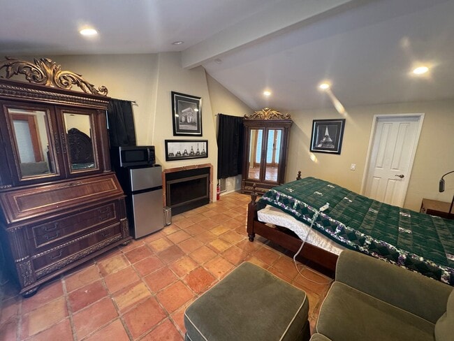 property at 10610 Quail Canyon Rd