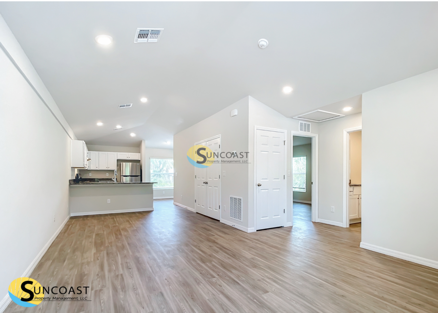936 S Apopka Ave in Inverness, FL - Building Photo