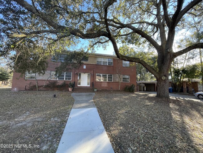 property at 5452 Santa Rosa Way