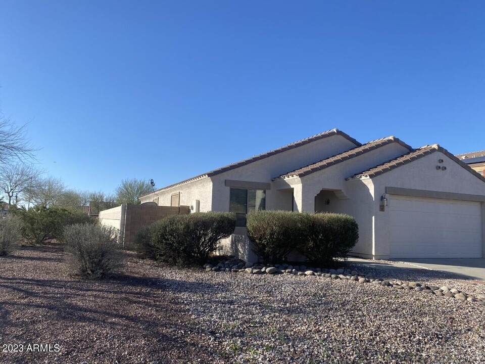 517 E Settlers Trail in Casa Grande, AZ - Building Photo