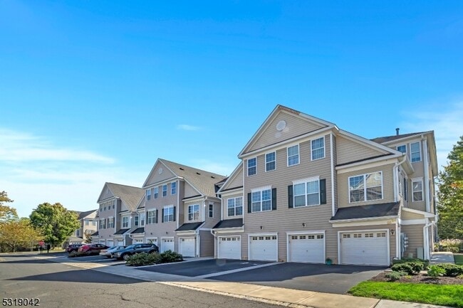 16 Patriots Path in South Bound Brook, NJ - Building Photo - Building Photo