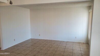 3719 W Hearn Rd in Phoenix, AZ - Building Photo - Building Photo