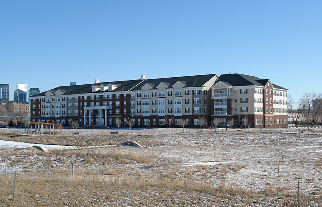 Heritage Commons at Pond's Edge in Minneapolis, MN - Building Photo - Building Photo