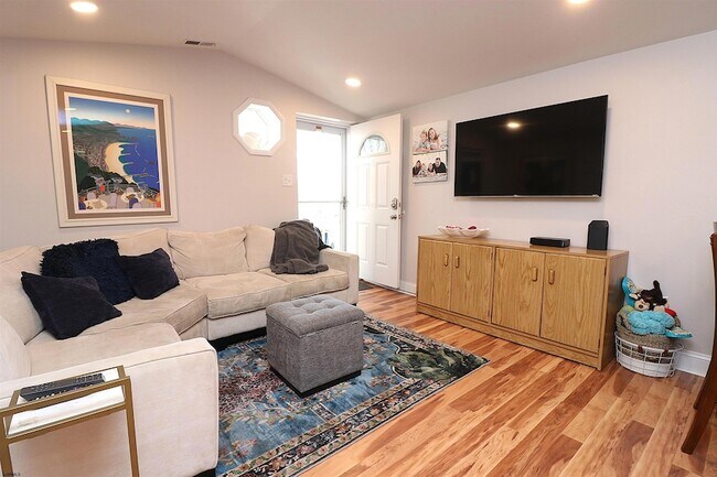 9609 Pacific Ave in Margate City, NJ - Building Photo - Building Photo
