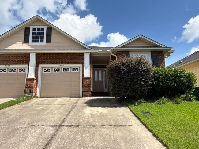 property at 5508 Hampton Woods Way