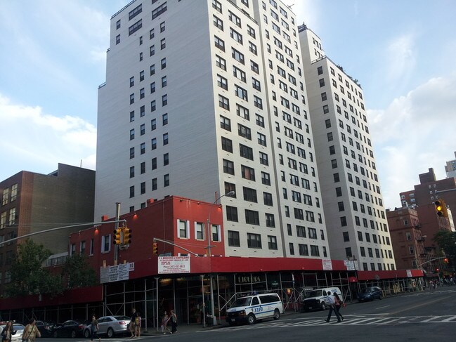 284 Third Ave