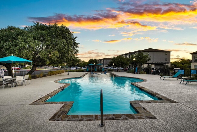 Laurel Canyon Apartments