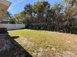 6797 NE 7th Ave, Unit 6797 in Boca Raton, FL - Building Photo - Building Photo