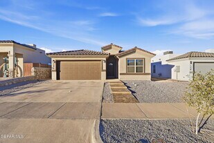 13817 Summer View Ave in El Paso, TX - Building Photo