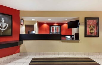Furnished Studio-Lexington Park - Pax River in Lexington Park, MD - Foto de edificio - Building Photo