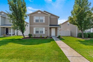 9483 W Weir Hollis Dr in Boise, ID - Building Photo