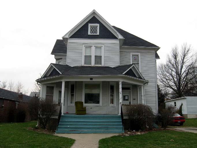 615 N State St in Litchfield, IL - Building Photo