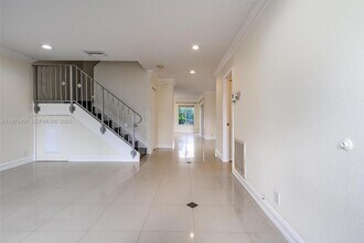 11191 SW 17th Manor in Davie, FL - Building Photo - Building Photo