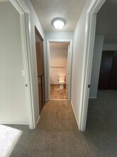Rhoda Anne Apartments in McMinnville, OR - Building Photo - Interior Photo