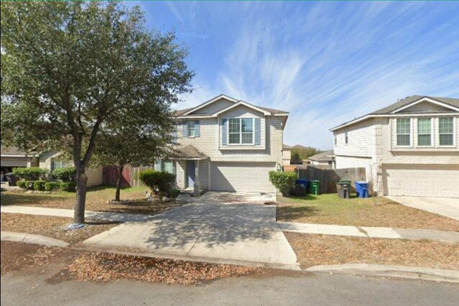 property at 423 Golden Walk