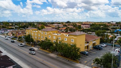 626 - Kina Hialeah in Hialeah, FL - Building Photo - Building Photo