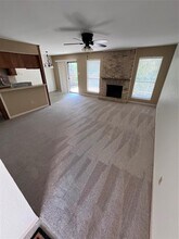 6490 Hart Ln in Austin, TX - Building Photo - Building Photo