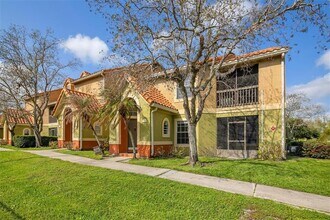413 Fountainhead Cir in Kissimmee, FL - Building Photo - Building Photo
