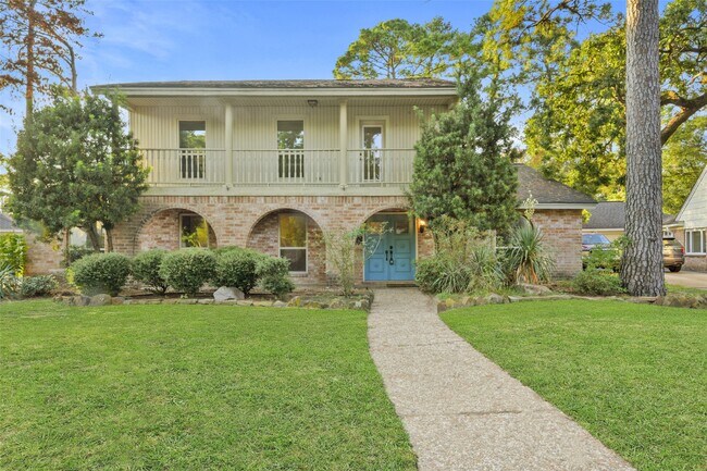 3838 Glenheather Dr