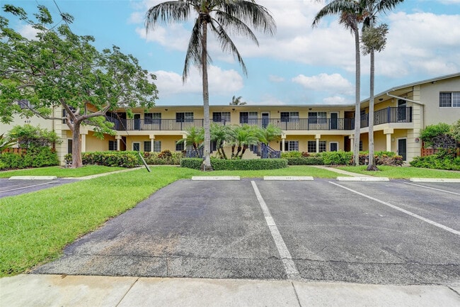 410 SW 15th St in Pompano Beach, FL - Building Photo - Building Photo