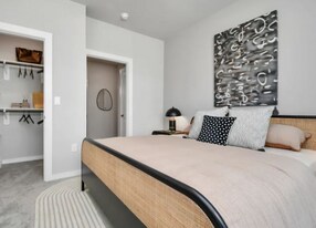 275 Pine Terrace Dr, Unit UNIT #2210 in Montgomery, TX - Building Photo