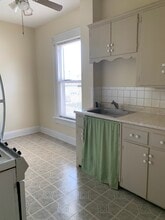 2535 Summit Street, Unit upper Unit in Columbus, OH - Foto de edificio - Building Photo