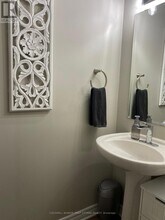 33 St Alexi Walk in Ottawa, ON - Building Photo - Building Photo