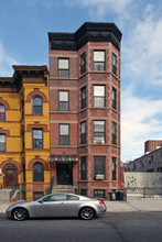 259 Hart St in Brooklyn, NY - Building Photo - Building Photo