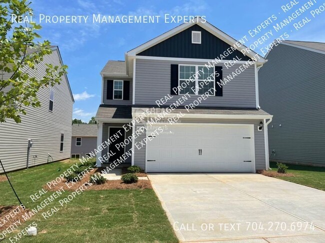 8104 Derby Wood Ln in Charlotte, NC - Building Photo - Building Photo