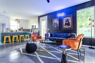 52 Waller St in Austin, TX - Building Photo