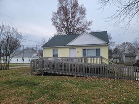 378 George St in Barberton, OH - Building Photo